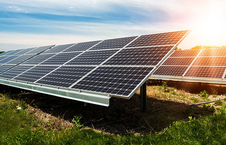 シャープ太陽光発電所工事